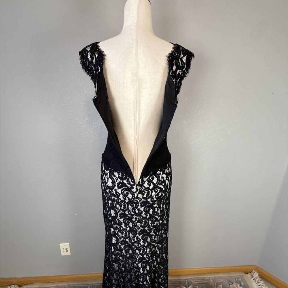Tadashi Shoji Contrast Waist Black Lace Gown Maxi Dress Size 6 V-Neck Mermaid - Picture 7 of 10